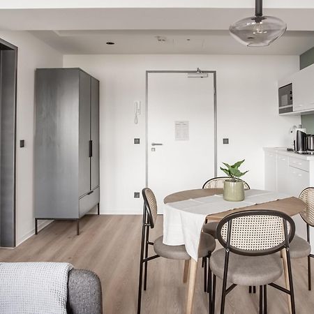Limehome Saarbruecken Berliner Promenade Ruang foto